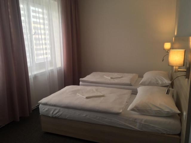 Hotel Trim Pardubice Dış mekan fotoğraf
