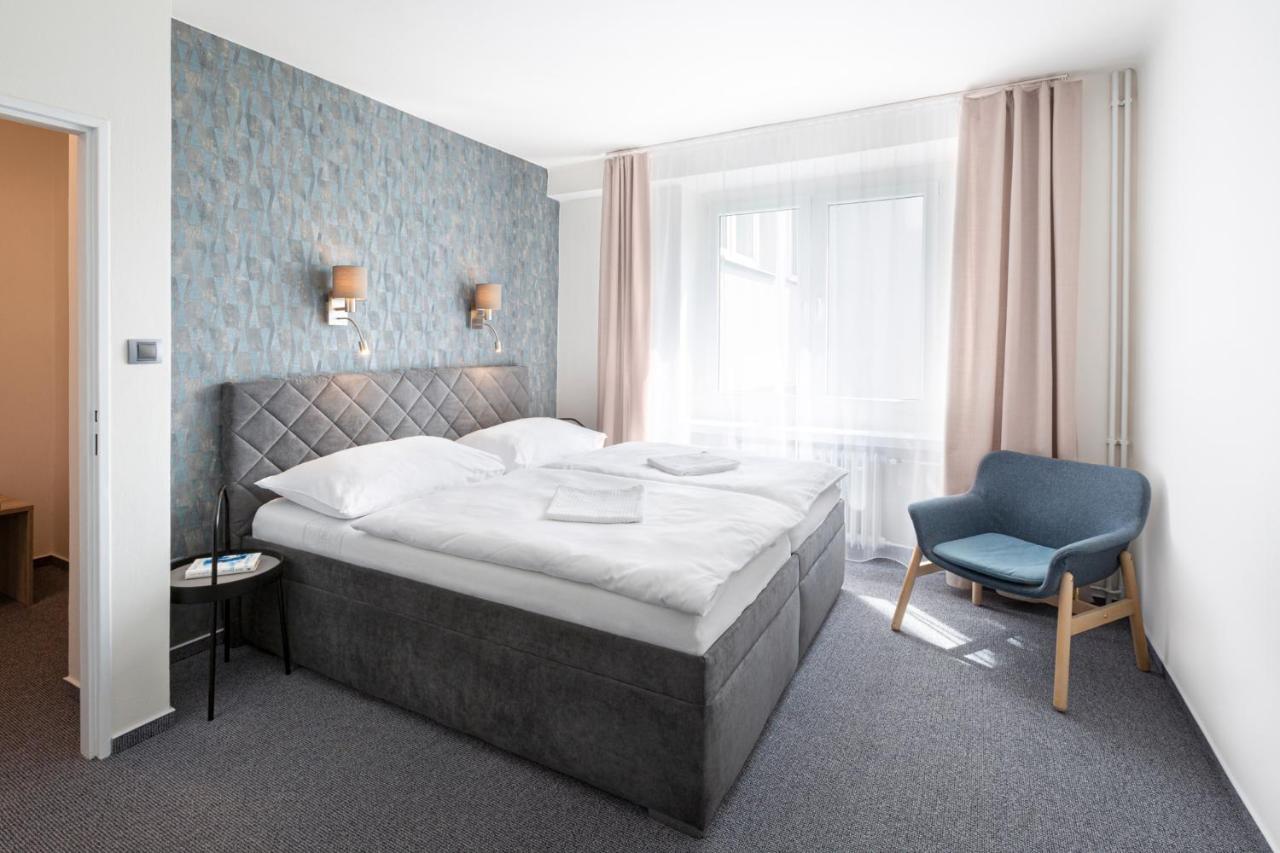 Hotel Trim Pardubice Dış mekan fotoğraf