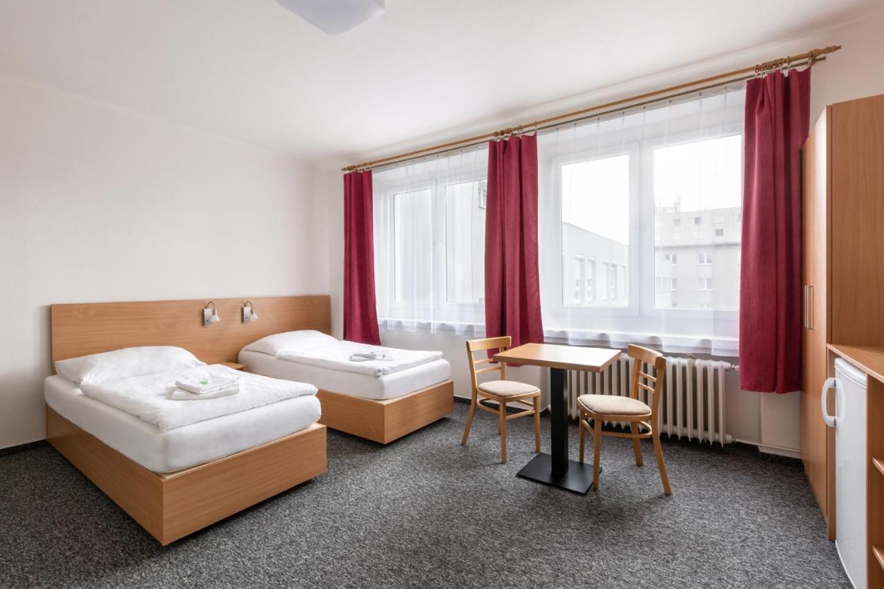 Hotel Trim Pardubice Dış mekan fotoğraf